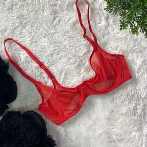 SKIMS Ultrafine Mesh Triangle Bra, Poppy Red – Size 32C